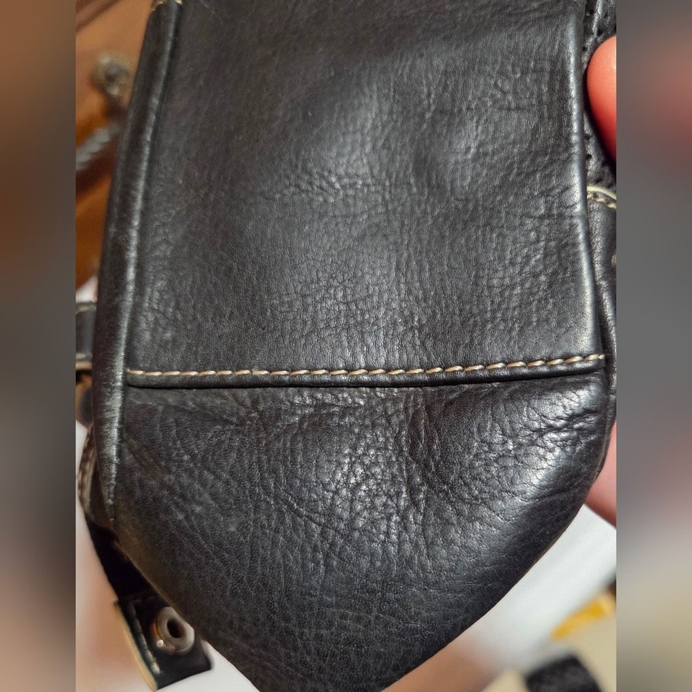 Vintage Fossil Y2K Black Leather Perforated Mini Bag - Picture 4 of 12